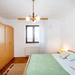 In Apartman *