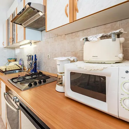 2 Bedroom Cozy In Apartment Zadar